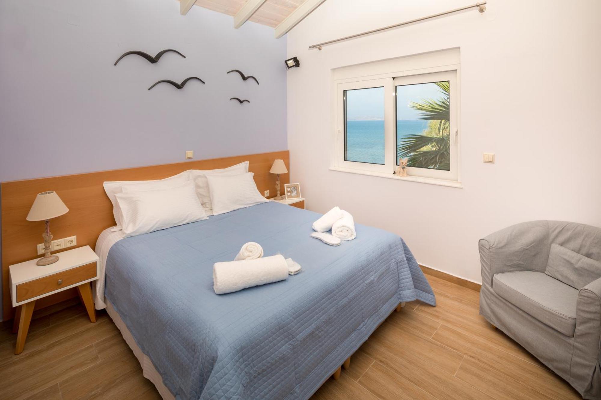 Big Blue Exclusive Beachfront Villa กิสเซมอส ภายนอก รูปภาพ