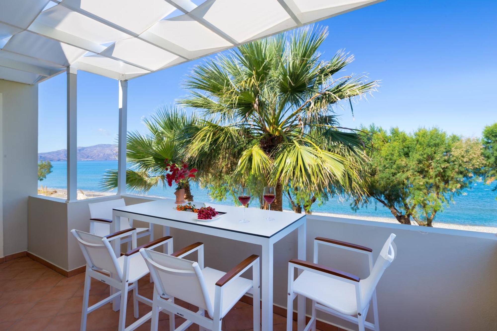 Big Blue Exclusive Beachfront Villa กิสเซมอส ภายนอก รูปภาพ