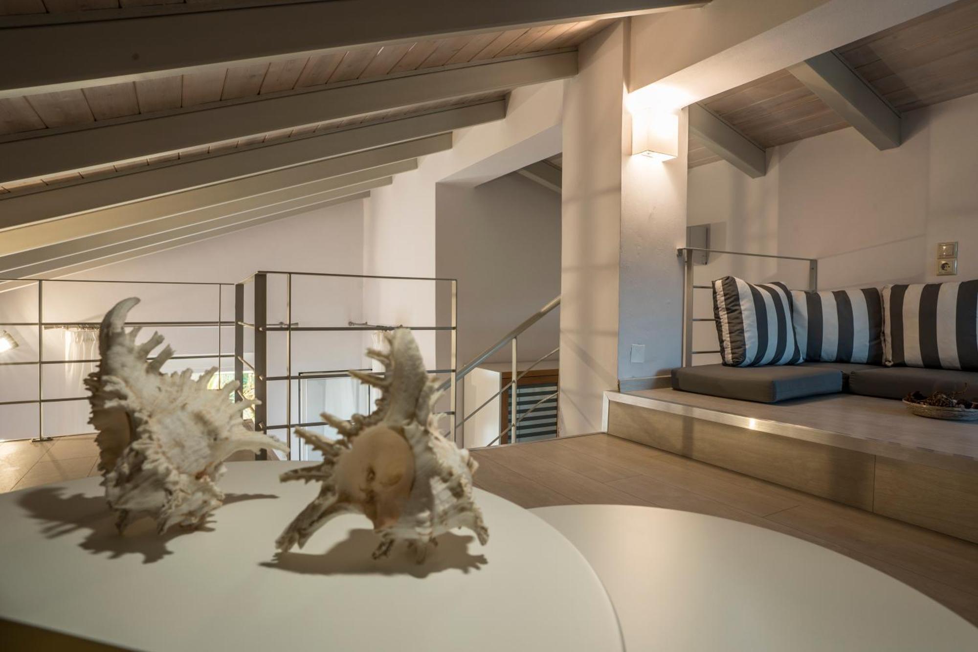 Big Blue Exclusive Beachfront Villa กิสเซมอส ภายนอก รูปภาพ